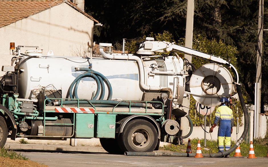 comment déboucher un wc bouché Ablon-sur-Seine