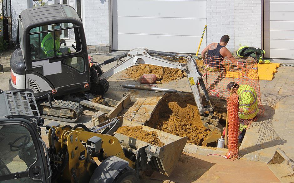 pompe débouchage wc Parmain